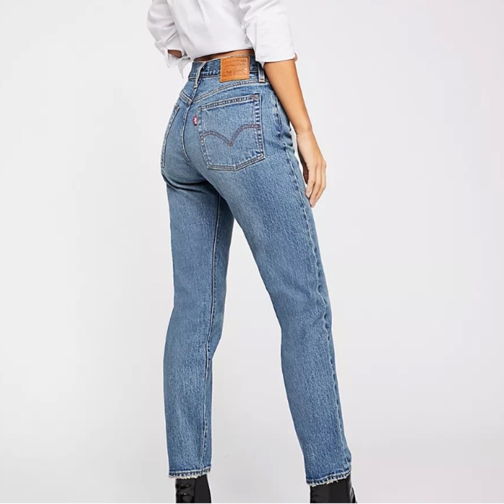 Levi's Wedgie Icon High-Rise Jeans